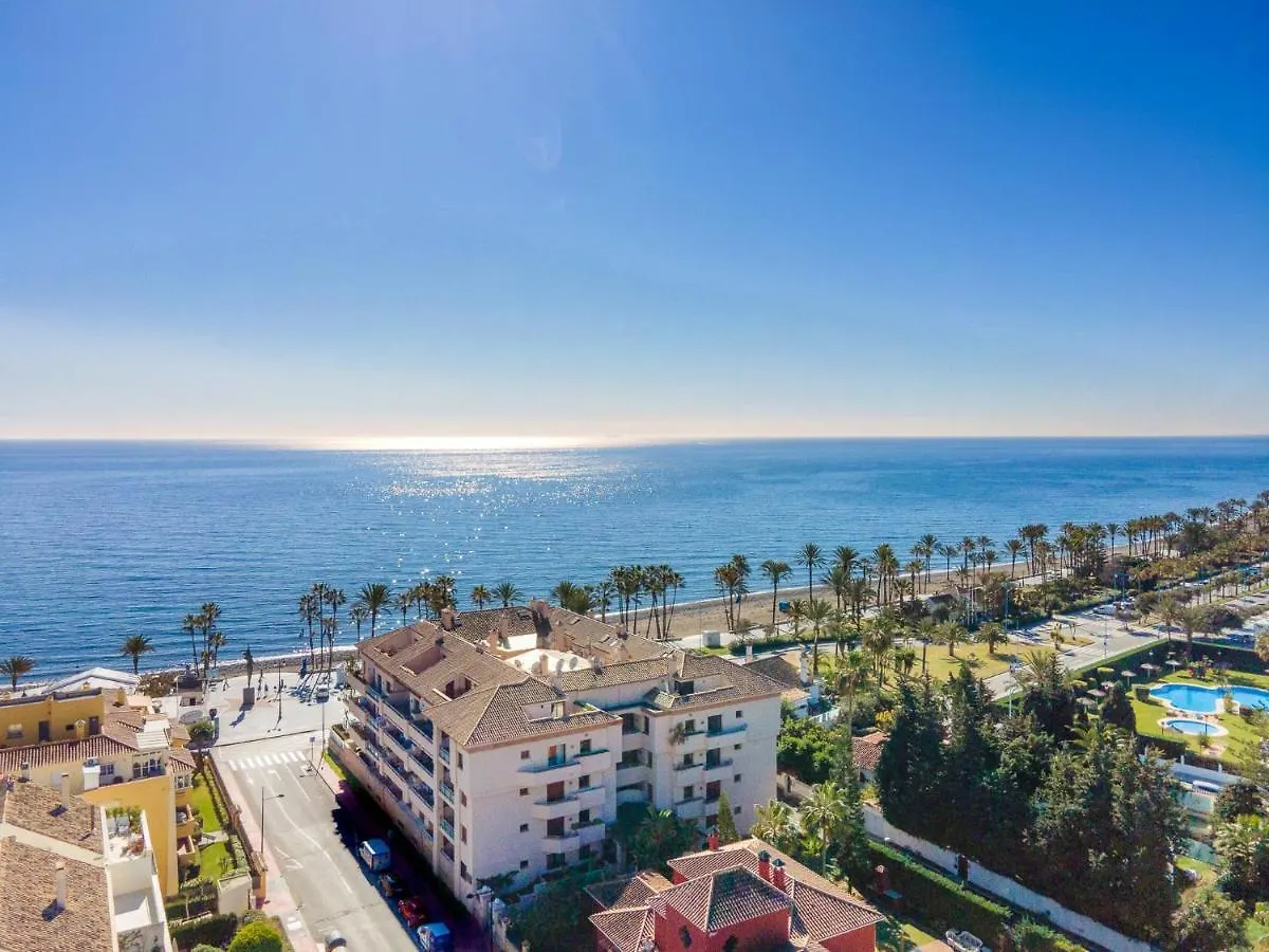 3 Bed Las Petunias, San Pedro Marbella 0*,  Spanyolország